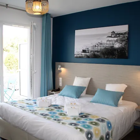 Bleues Les Coteaux De 4*