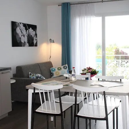 アパートホテル Bleues Les Coteaux De 4*