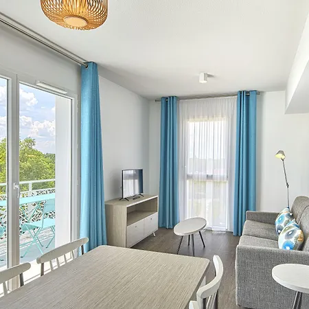 Bleues Les Coteaux De 4* ジョンザック