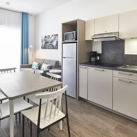 Bleues Les Coteaux De アパートホテル ジョンザック