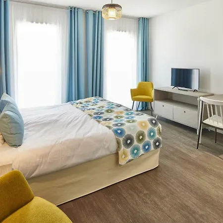 Aparthotel Bleues Les Coteaux De Jonzac
