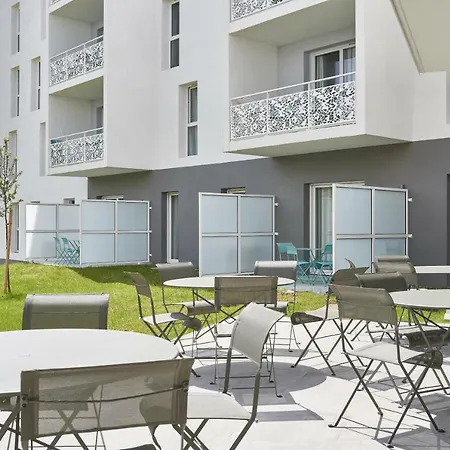 Aparthotel Bleues Les Coteaux De Jonzac
