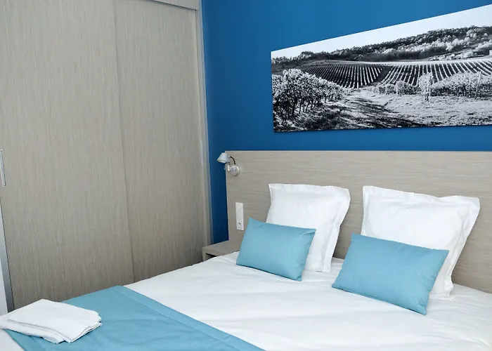 Bleues Les Coteaux De Aparthotel