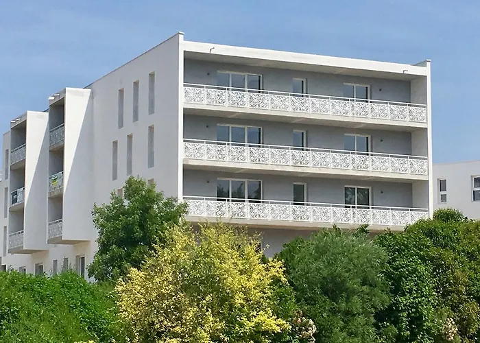 Bleues Les Coteaux De Aparthotel
